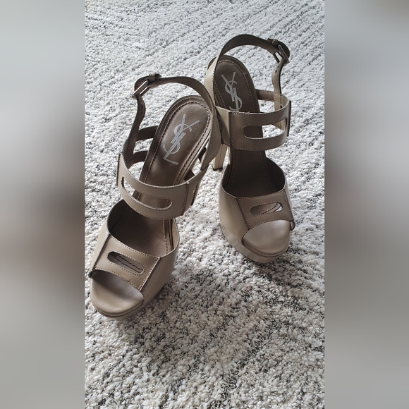 Shoes - Picture 1 of 2